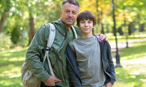 Cựu lính Mỹ kể về hành trình “khắc phục” chiều cao cho con